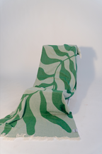 toalha verde inteira